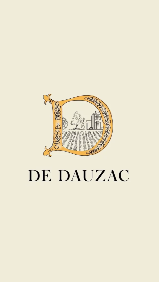 Découvrez D de Dauzac Blanc, un vin blanc raffiné signé Château Dauzac. Élaboré avec soin en appellation Bordeaux, il séduit par sa fraîcheur et son élégance.

Avec ses arômes délicats d’agrumes, de fruits exotiques et de fleurs blanches, il offre une bouche vive et équilibrée, parfaite pour accompagner fruits de mer, poissons grillés ou un moment convivial entre amis.

Et vous, que pensez-vous de notre D de Dauzac Blanc ? 
Partagez vos impressions en commentaire ! 👇

--

Discover D de Dauzac Blanc, a refined white wine from Château Dauzac. Carefully crafted in the Bordeaux appellation, its freshness and elegance will win you over.

With its delicate aromas of citrus fruit, exotic fruit and white flowers, it is lively and well-balanced on the palate, perfect for accompanying seafood, grilled fish or a relaxed get-together with friends
 
What do you think of our D de Dauzac Blanc? 
Share your impressions in the comments !

🎥: @lema.slow

#DdeDauzac #ChâteauDauzac #VinBlanc #Bordeaux #VinsDeBordeaux #VinsFins #VinsDeCaractère #FraîcheurEtÉlégance #VinsDeFrance #DégustationDeVin #VinEtGastronomie #FruitsDeMer #PoissonsGrillés #VinsEtAmis #VinsRaffinés #Sommelier #AromesDeFruits #VinsExotiques #Apéritif #VinsBlancs #WineLovers #WineTasting #WinePairing